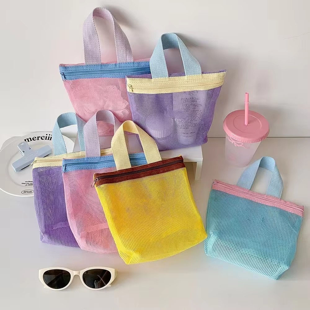 Nowa przezroczysta kosmetyczka – Cosmetic Bags recenzja i cena