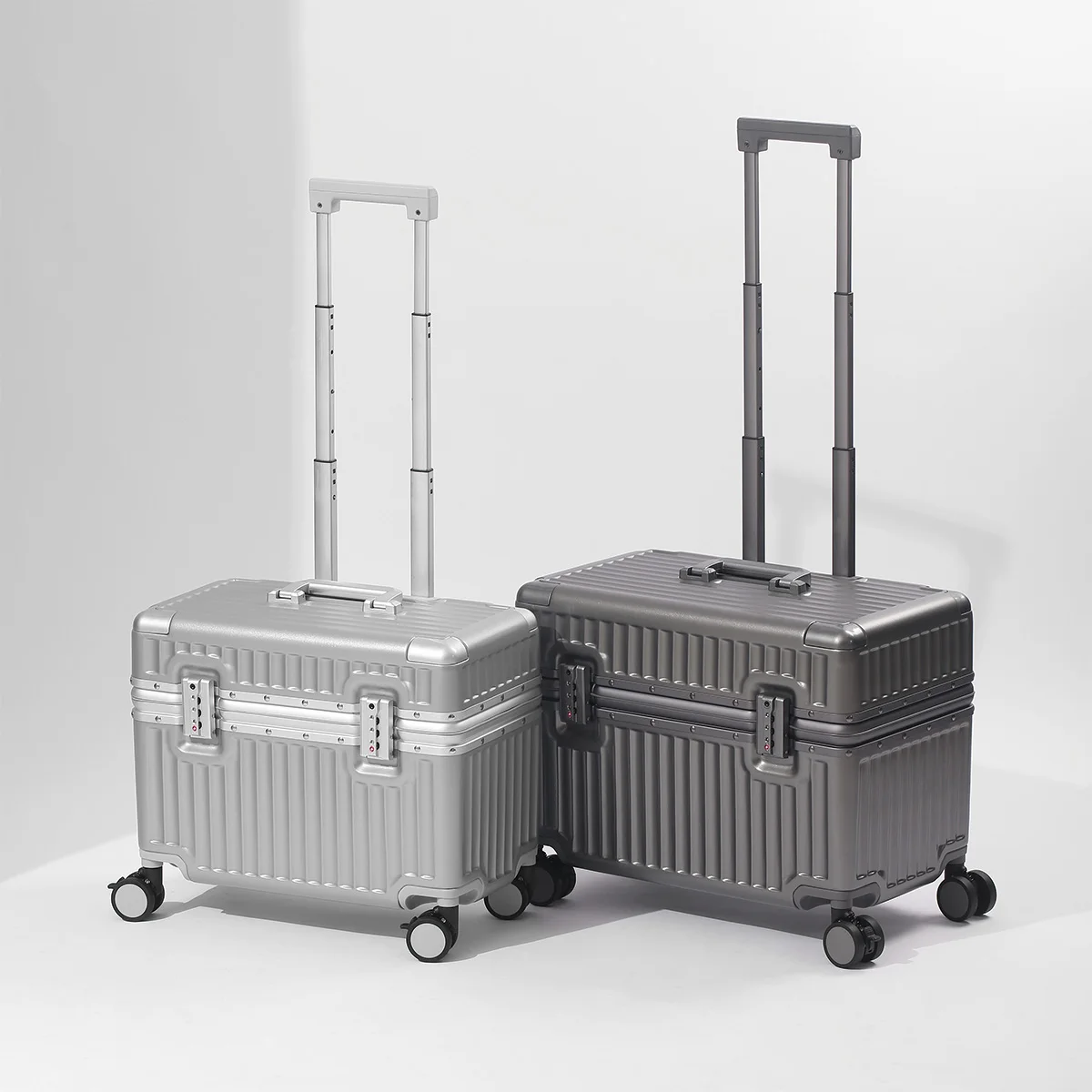 Walizka z aluminiową ramą, 18  – Aluminum Frame Carry On Luggage recenzja i cena